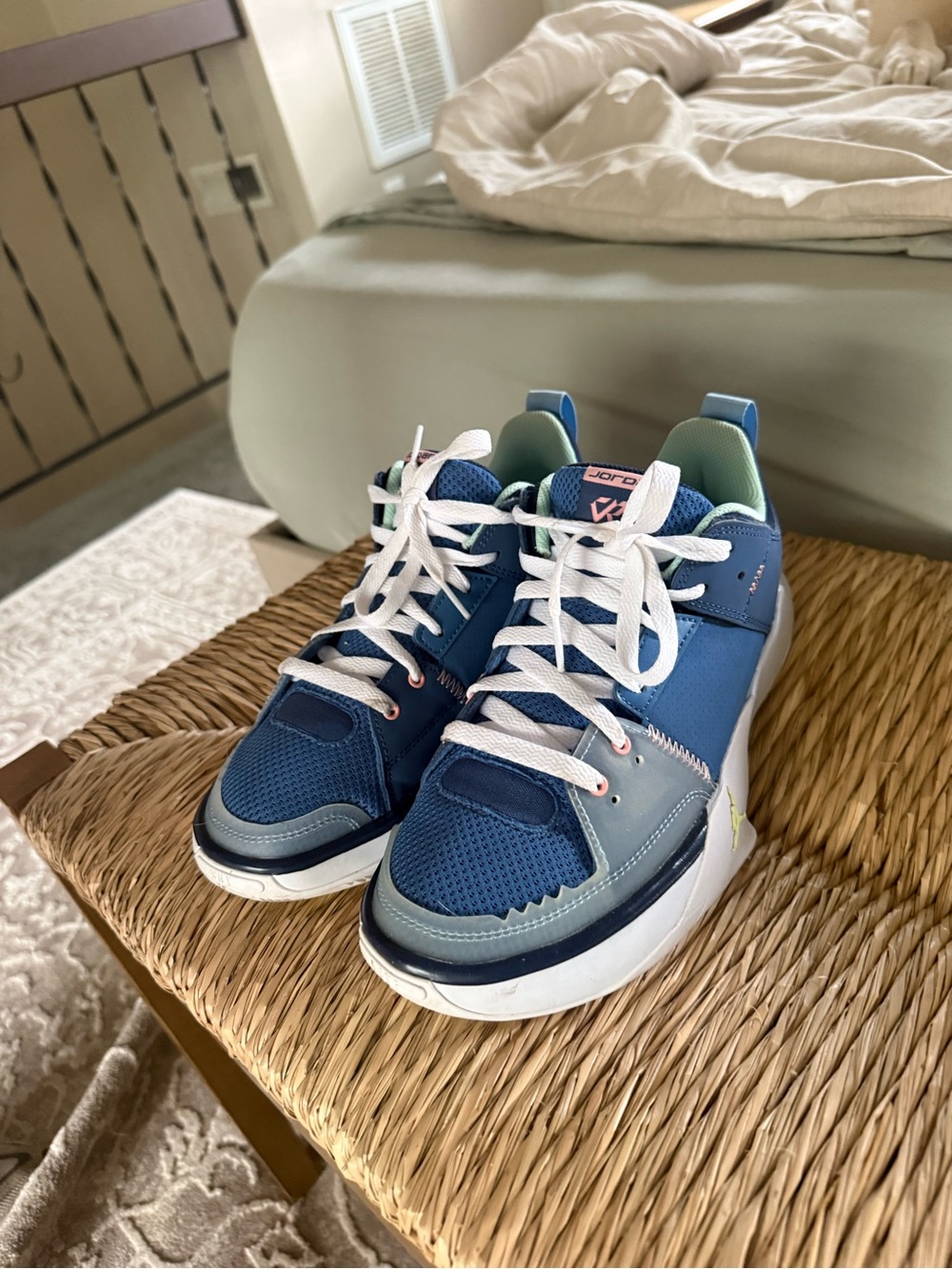 Jordan Take One sneaker. Kids 6.5. Womens 8